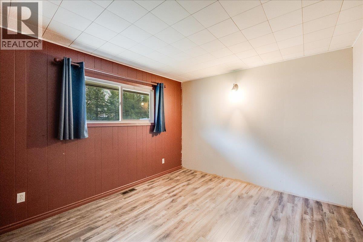 940 Columbia Road, Castlegar