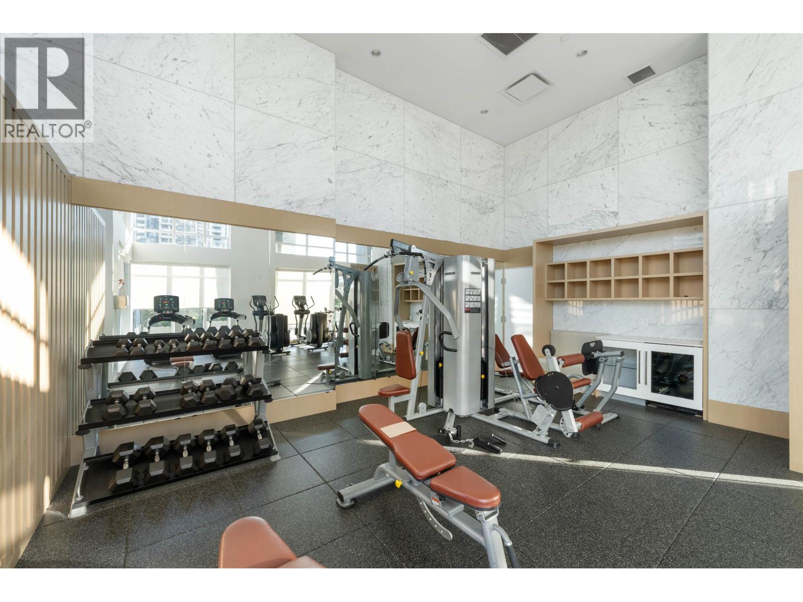 1808 2085 SKYLINE COURT, Burnaby