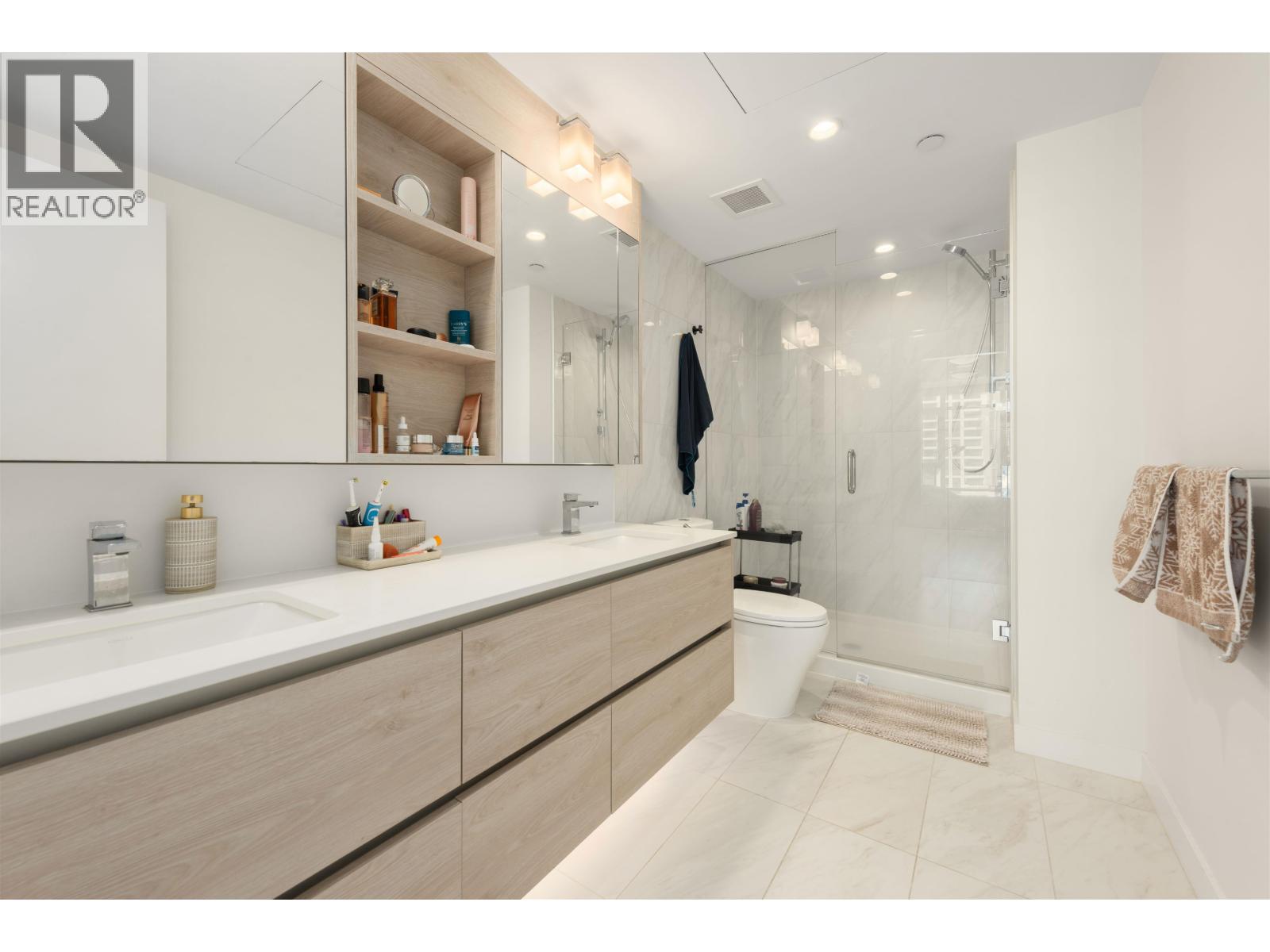 1808 2085 SKYLINE COURT, Burnaby