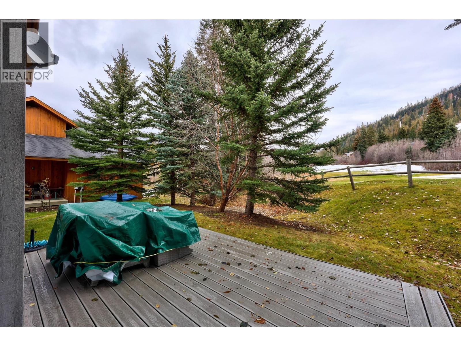 #13 2715 FAIRWAYS DRIVE - 34