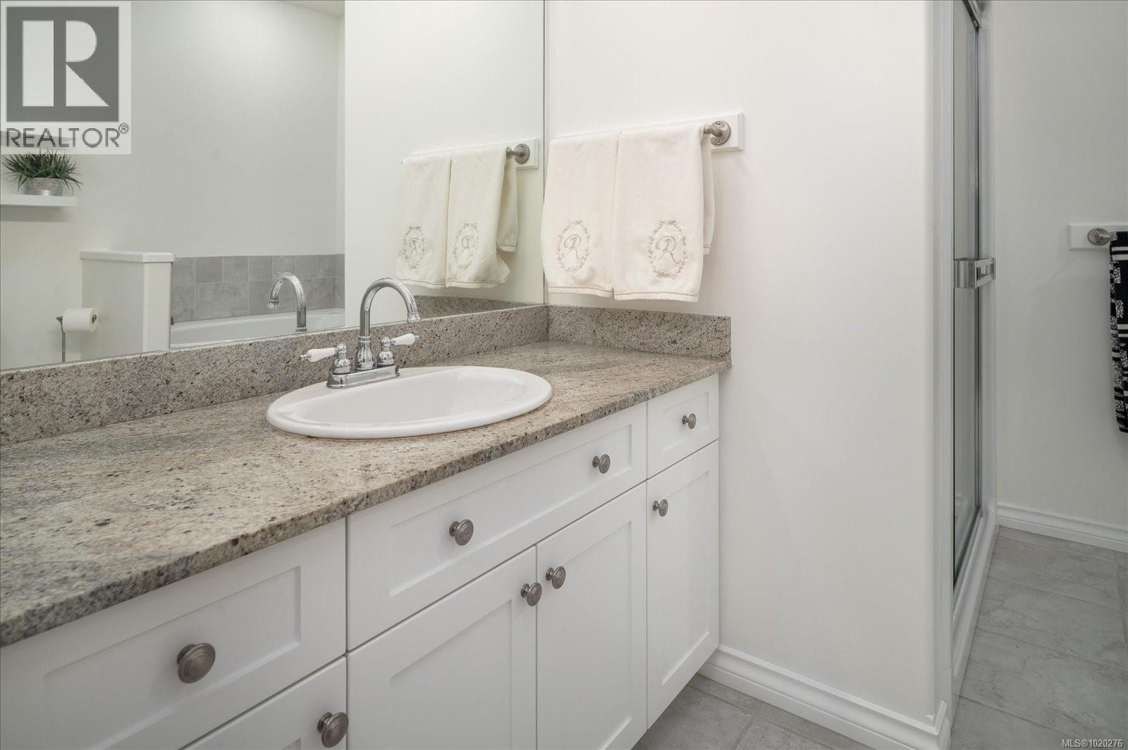 3 399 Wembley Rd, Parksville