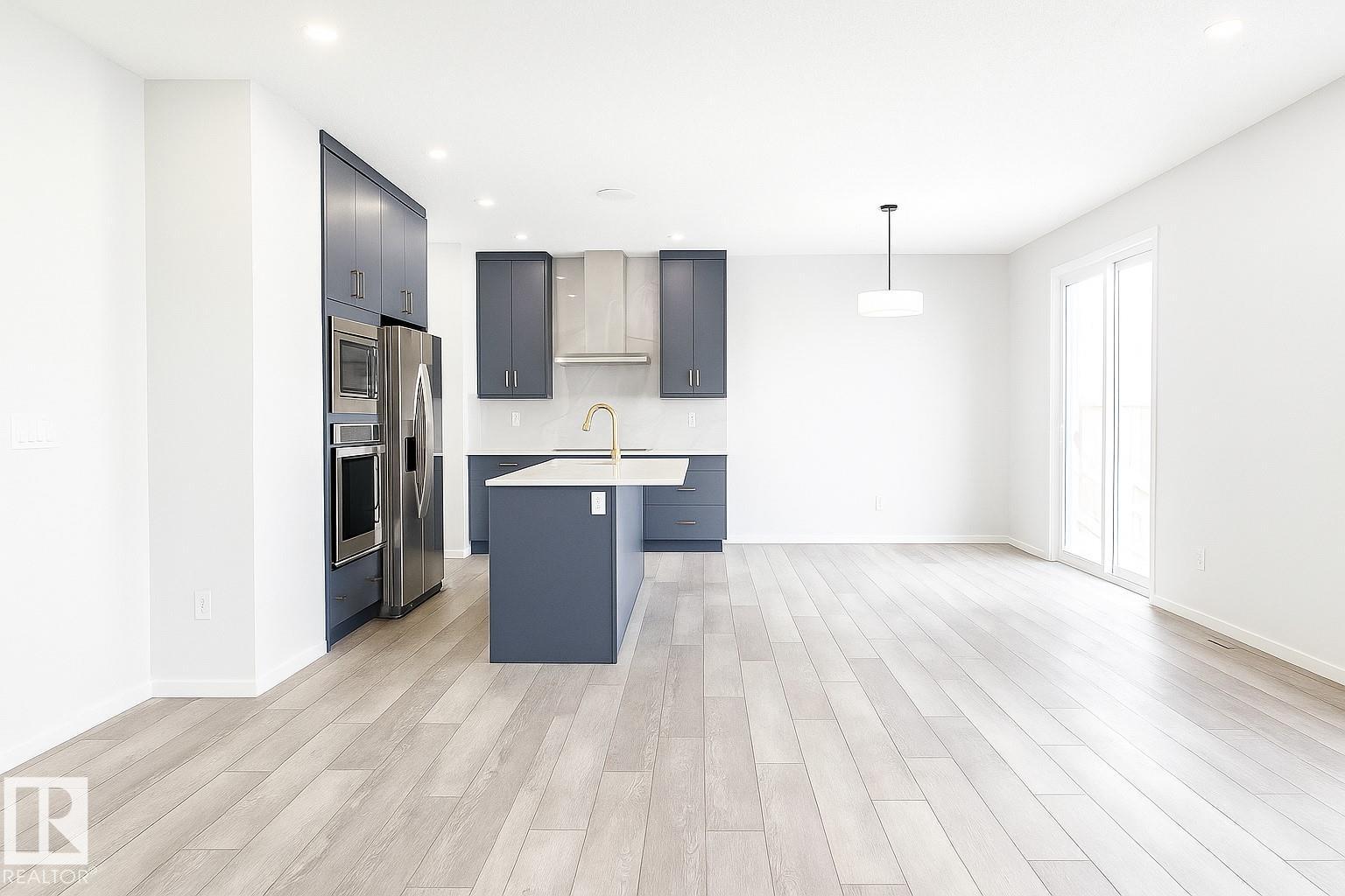 20418 16A AV NW, Edmonton