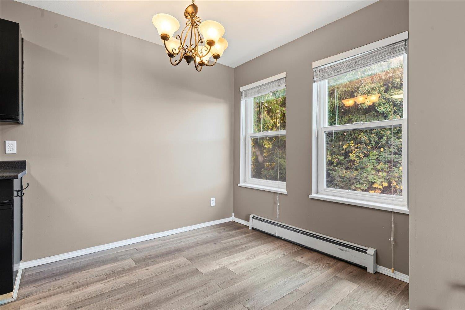 205 45702 WATSON ROAD, Garrison Crossing, Chilliwack