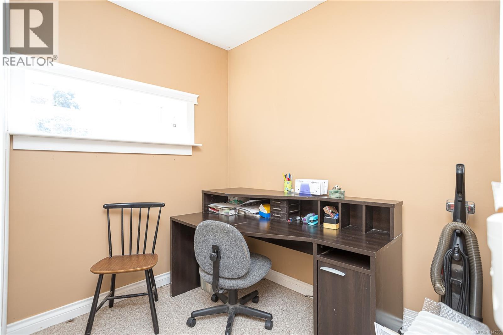 10695 Chemainus Rd, Saltair