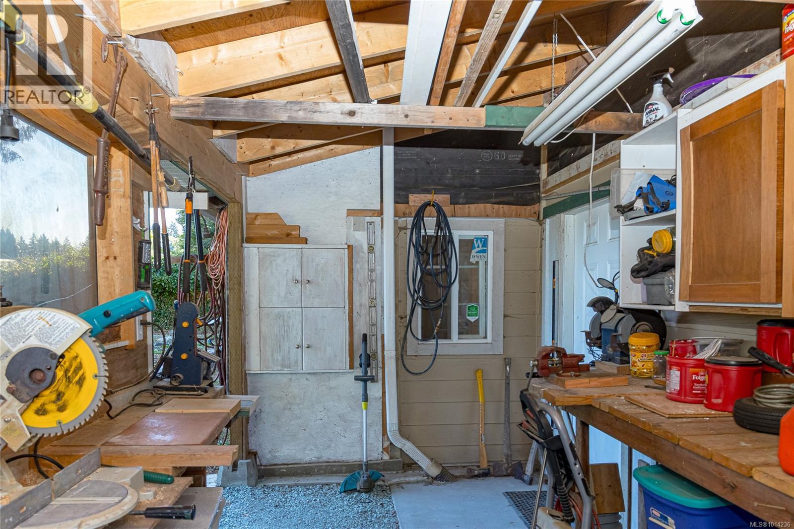 10695 Chemainus Rd, Saltair