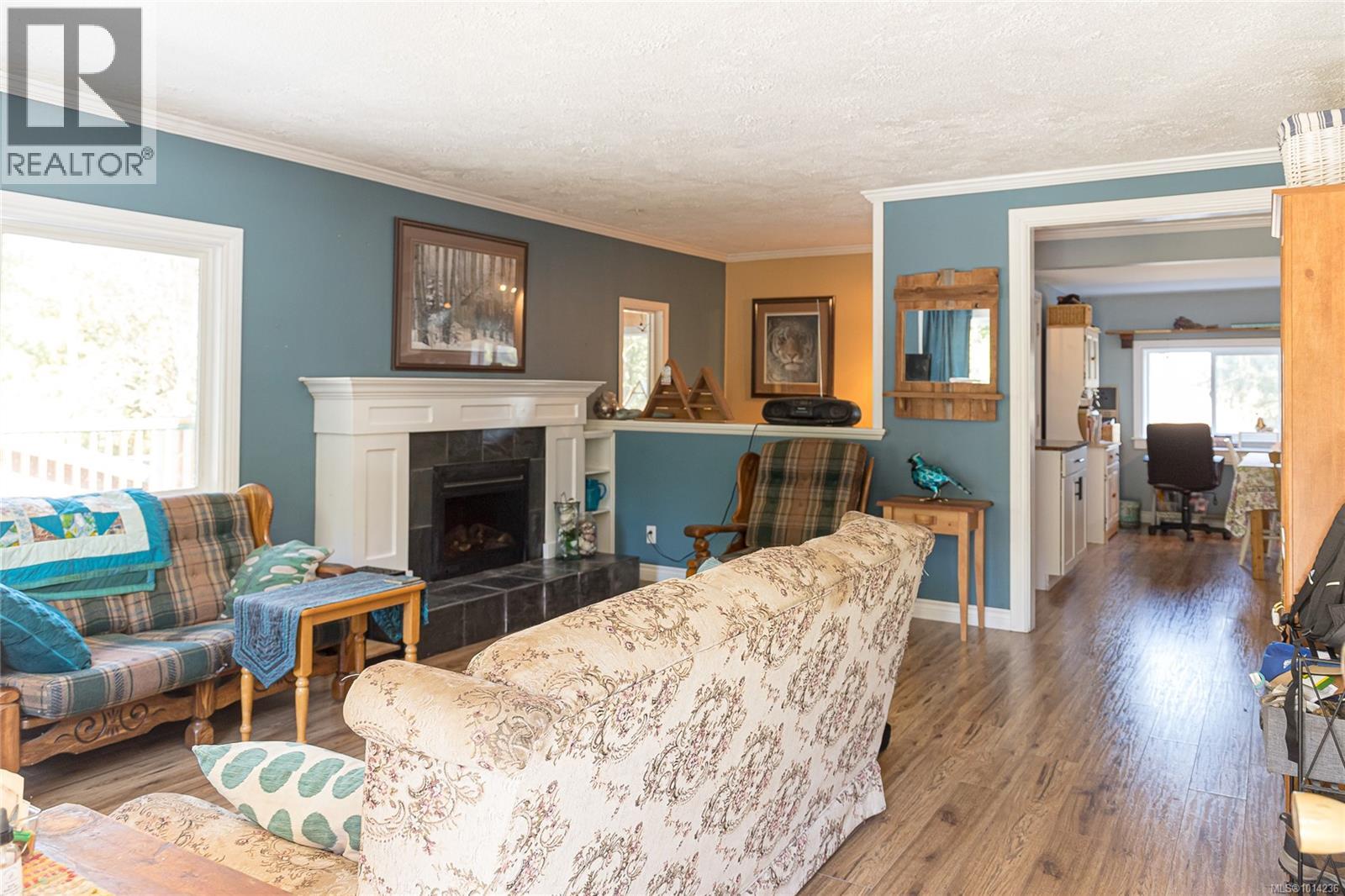 10695 Chemainus Rd, Saltair