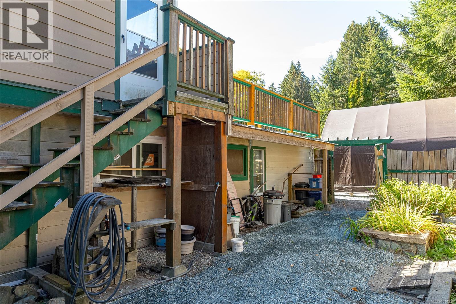 10695 Chemainus Rd, Saltair