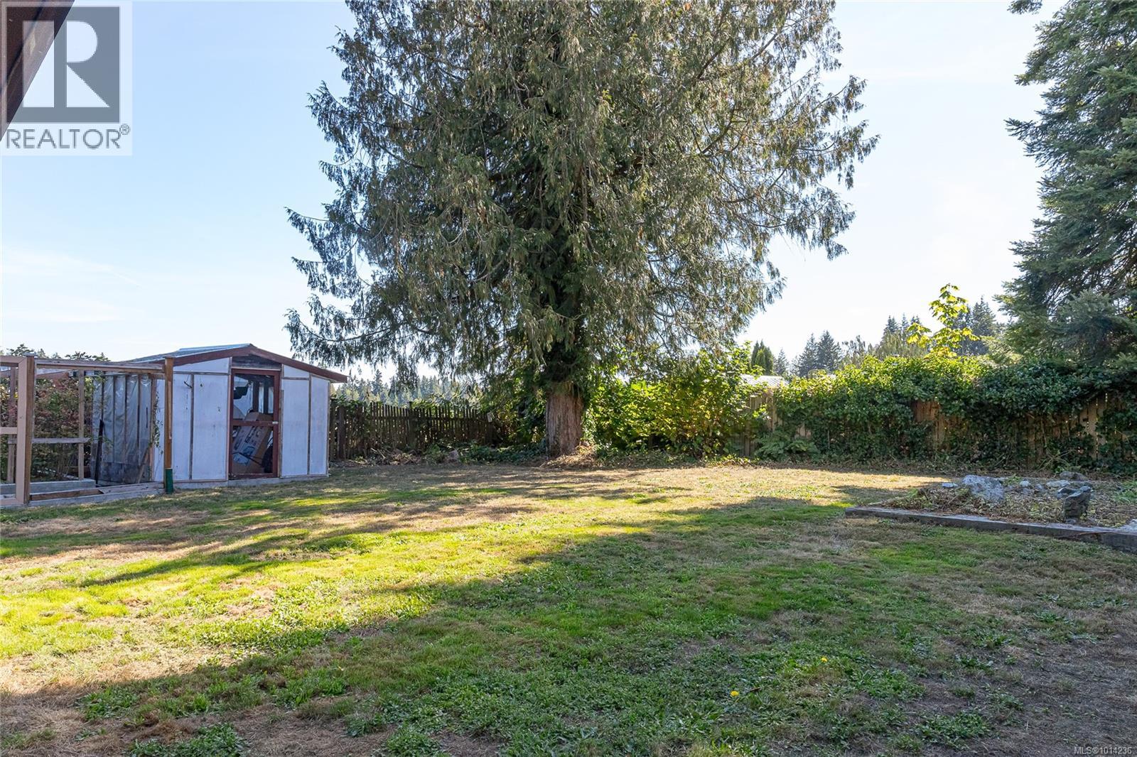 10695 Chemainus Rd, Saltair