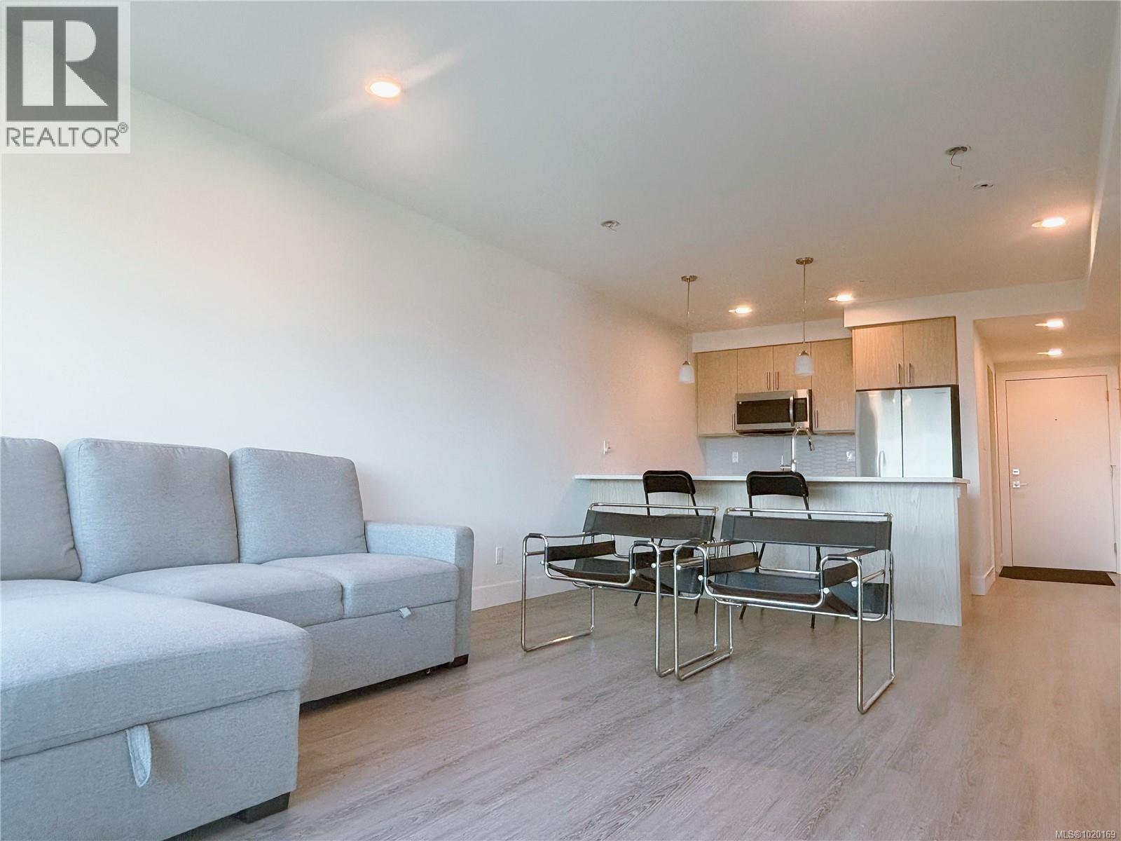 #306 147 HALIBURTON ST - 12