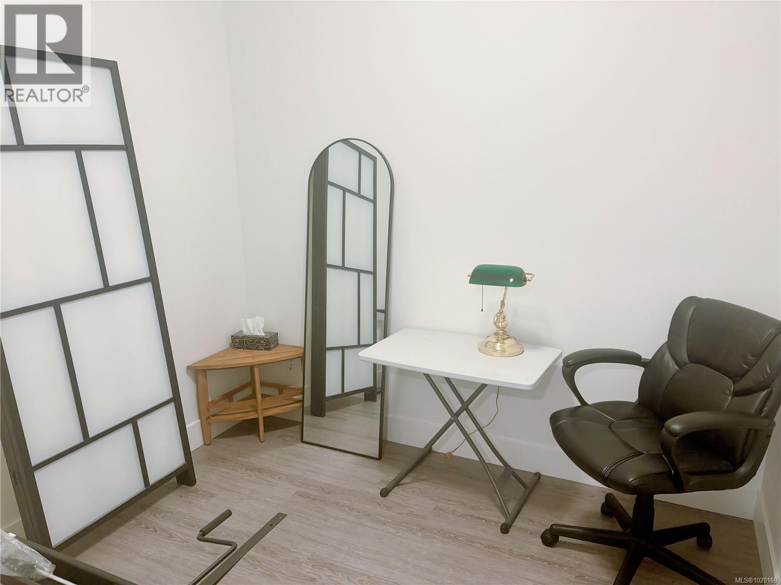 #306 147 HALIBURTON ST - 19