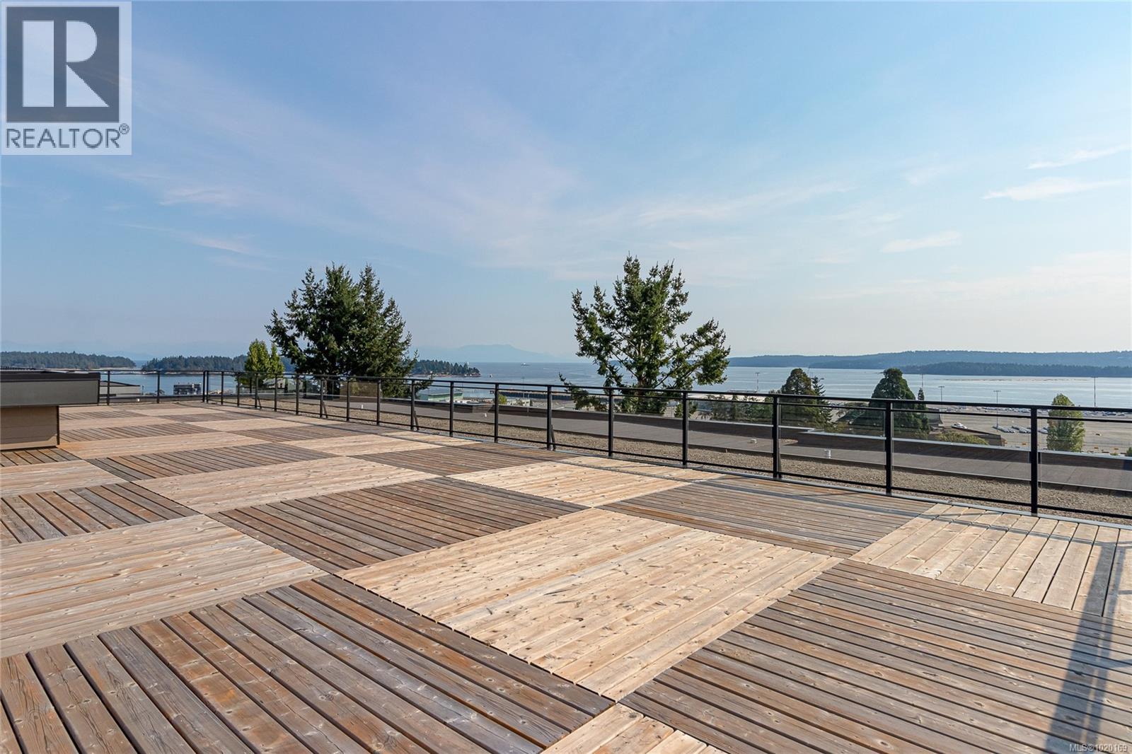 #306 147 HALIBURTON ST - 20