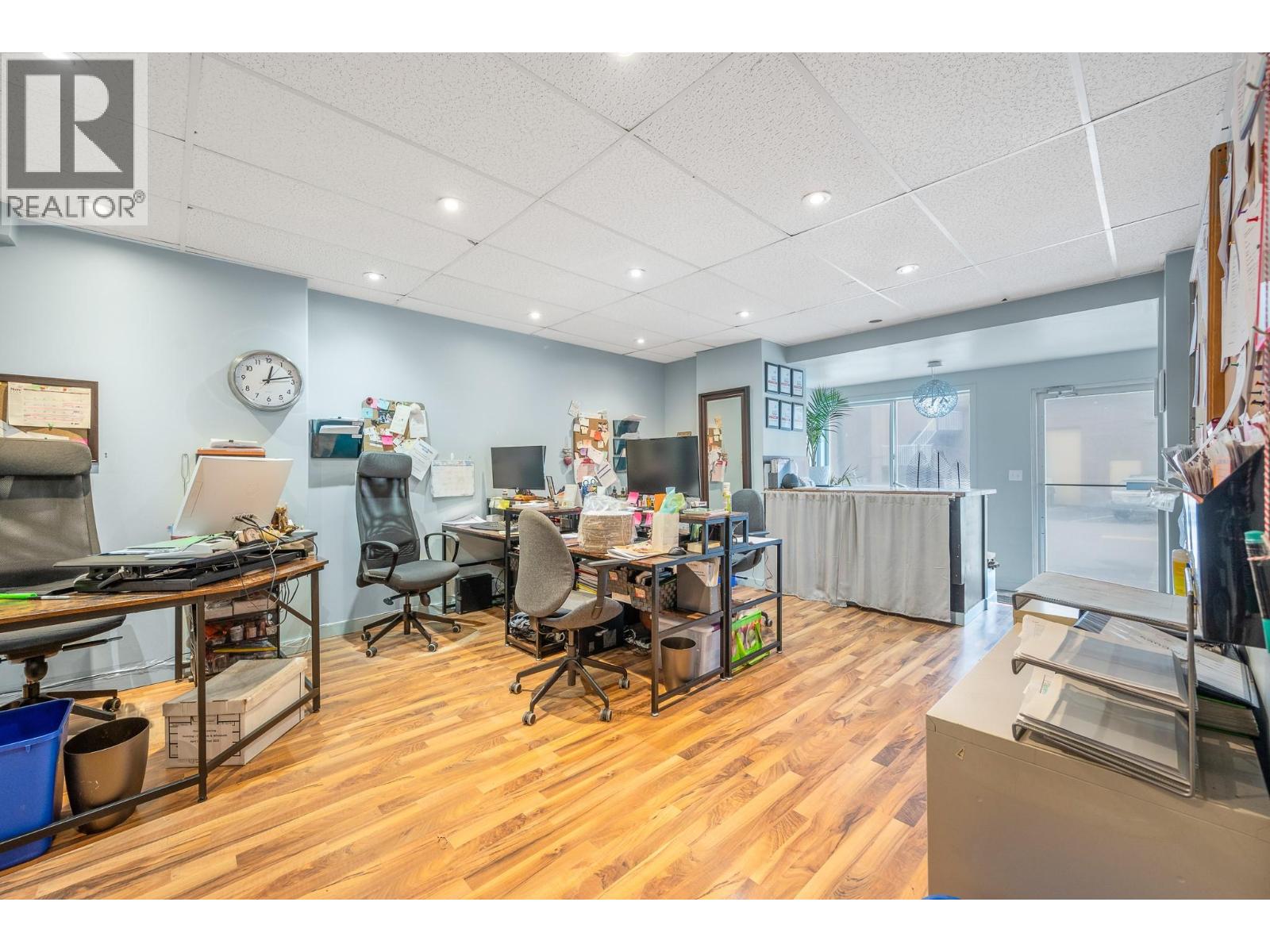 42, 43 100 Kalamalka Lake Road, Vernon