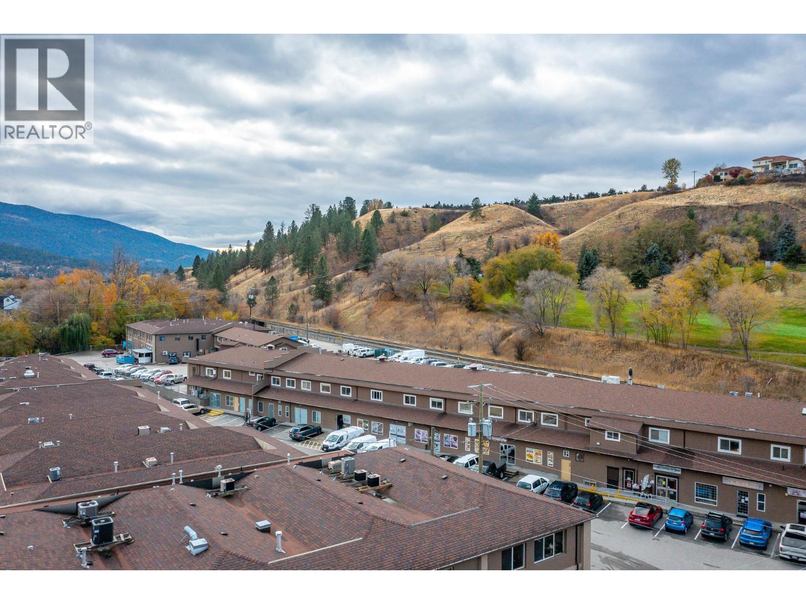 42, 43 100 Kalamalka Lake Road, Vernon
