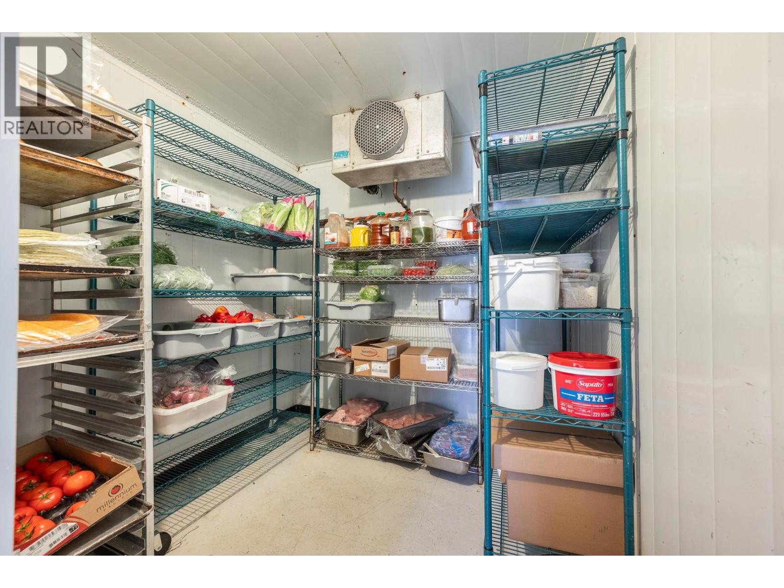 42, 43 100 Kalamalka Lake Road, Vernon