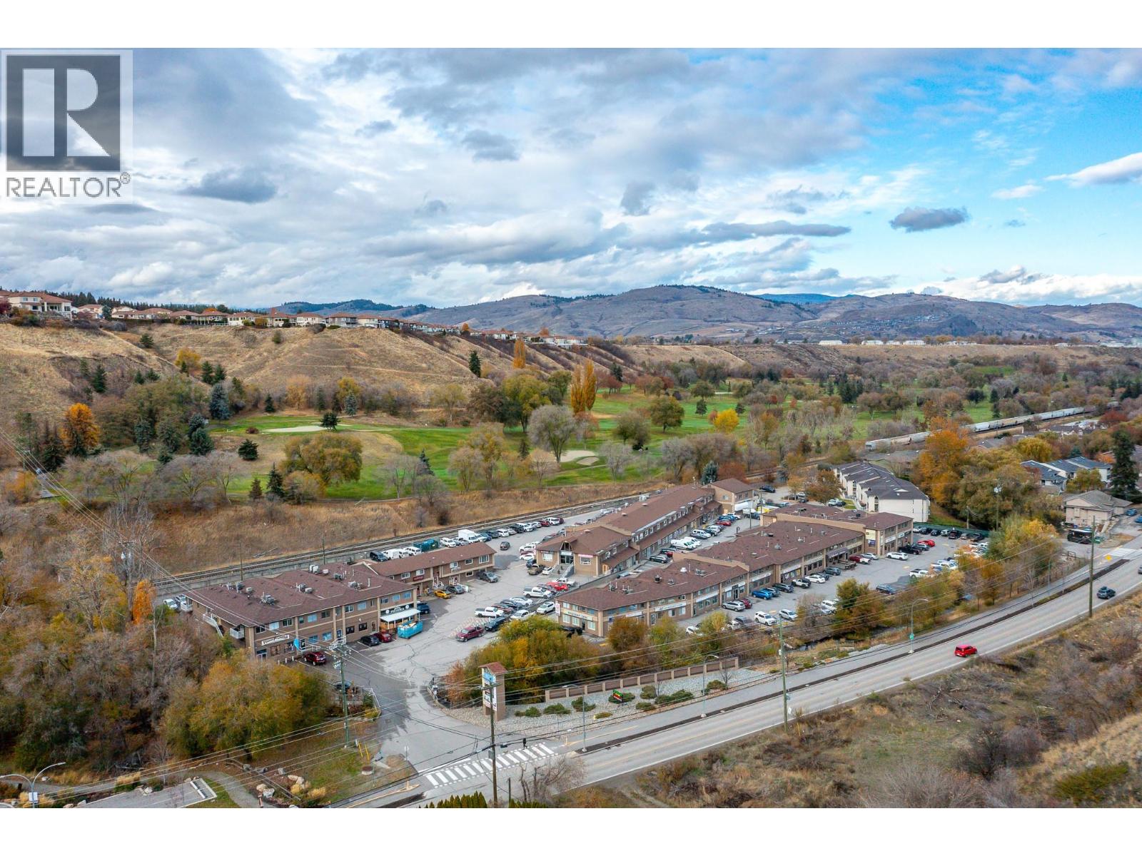 42, 43 100 Kalamalka Lake Road, Vernon