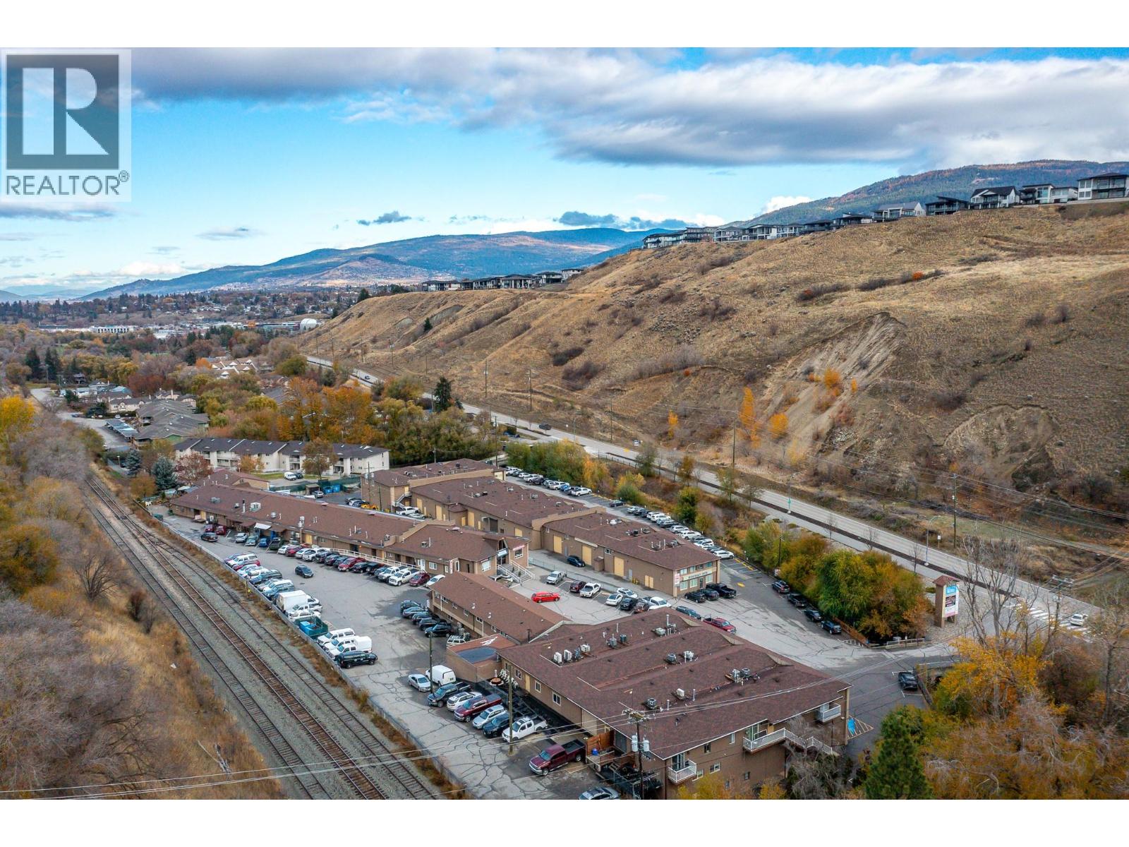 42, 43 100 Kalamalka Lake Road, Vernon