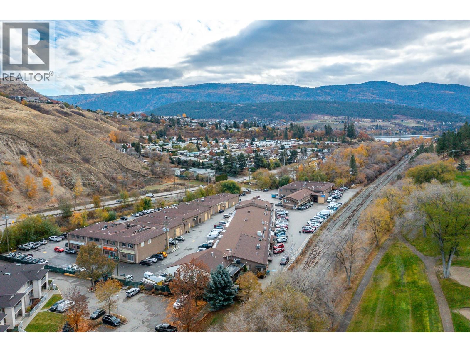 42, 43 100 Kalamalka Lake Road, Vernon