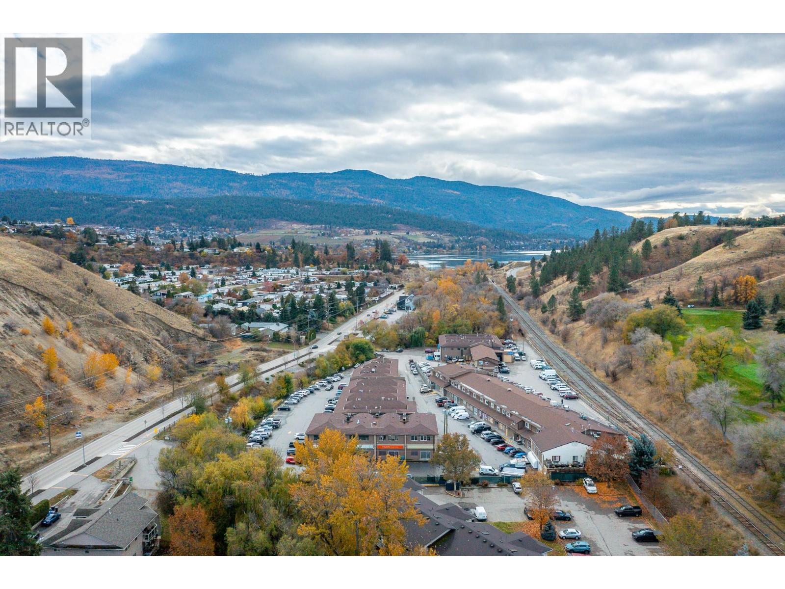 42, 43 100 Kalamalka Lake Road, Vernon