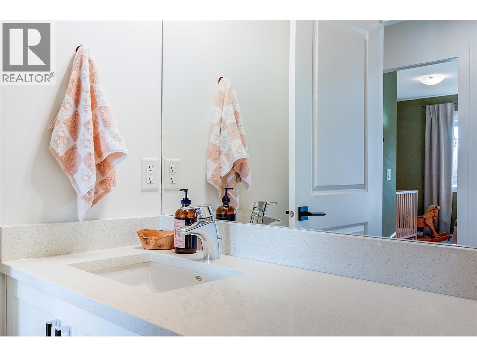 48 12075 Oceola Road, Lake Country