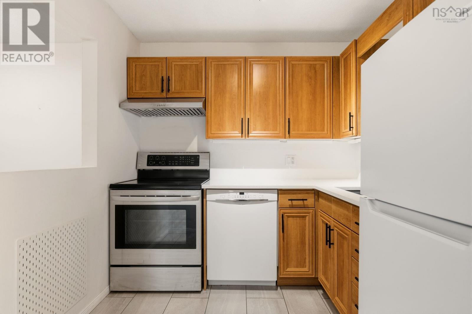 Property 8 of 25 of 304 3600 John Parr Drive