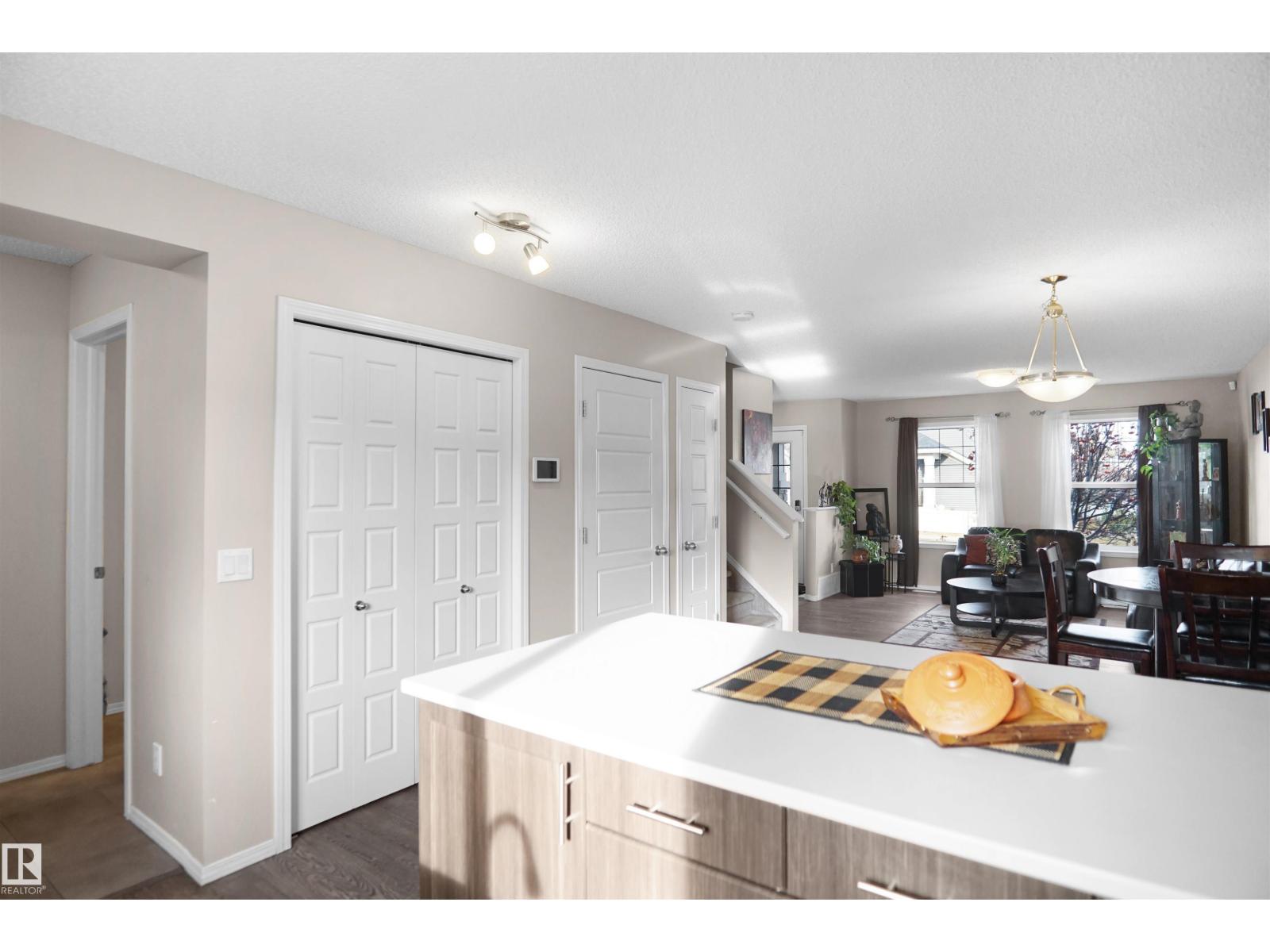 287 ALLARD BV SW, Edmonton