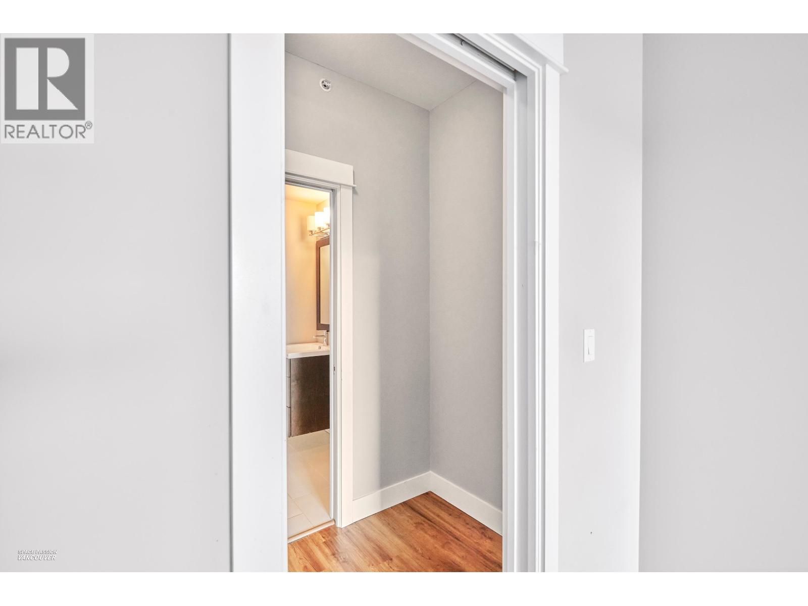 602 2495 WILSON AVENUE, Port Coquitlam