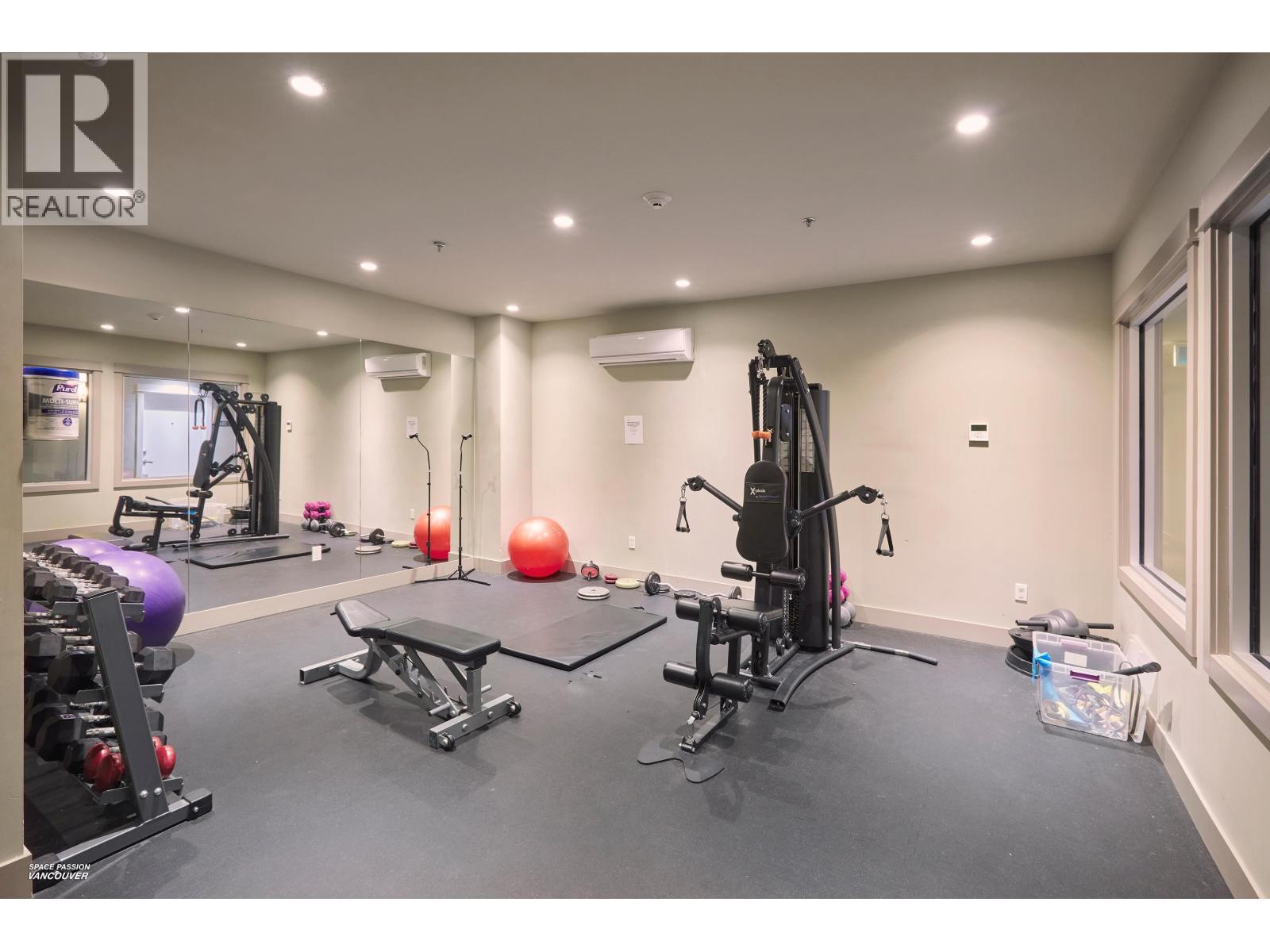 602 2495 WILSON AVENUE, Port Coquitlam