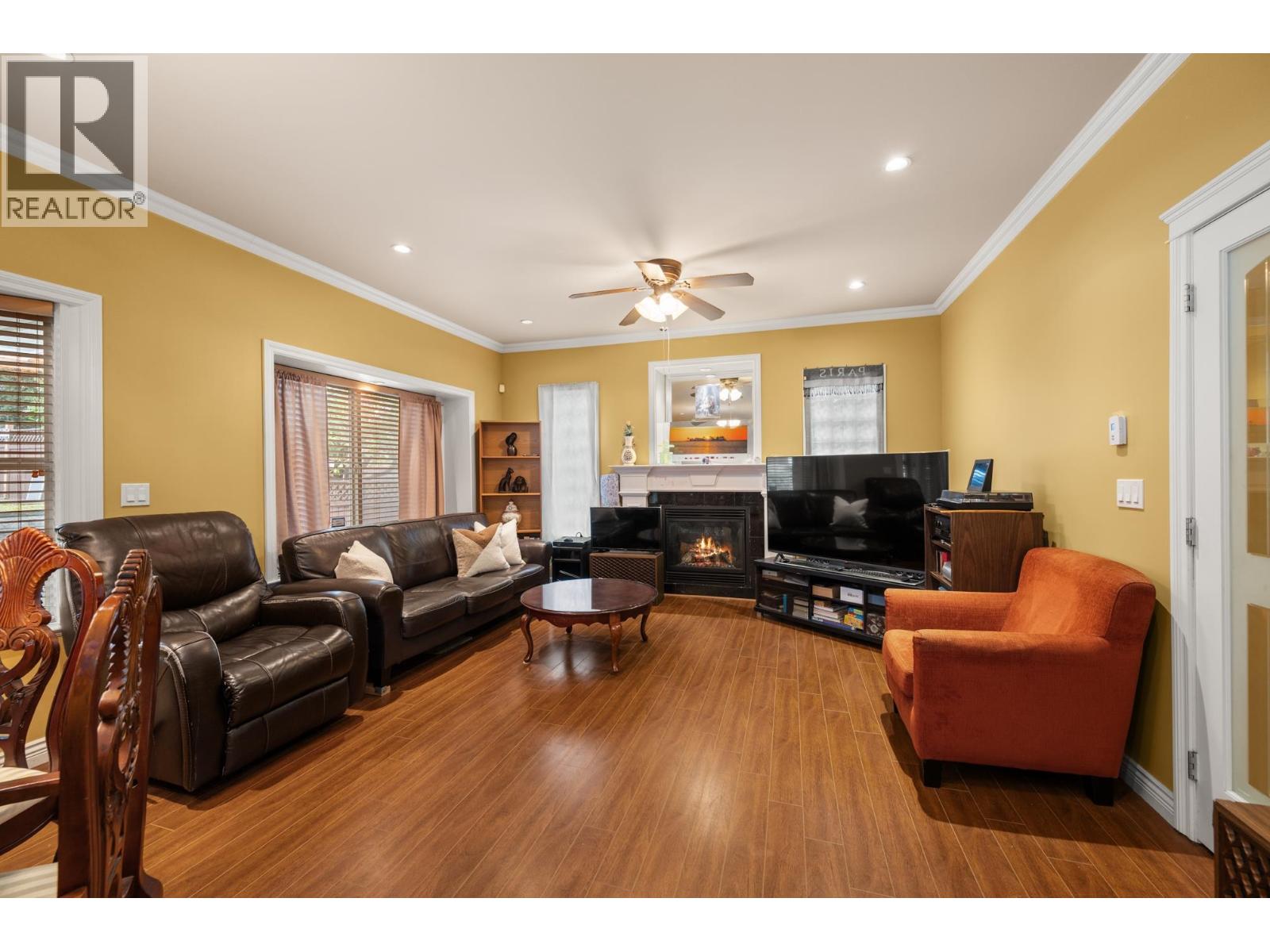 7058 PATTERSON AVENUE, Burnaby