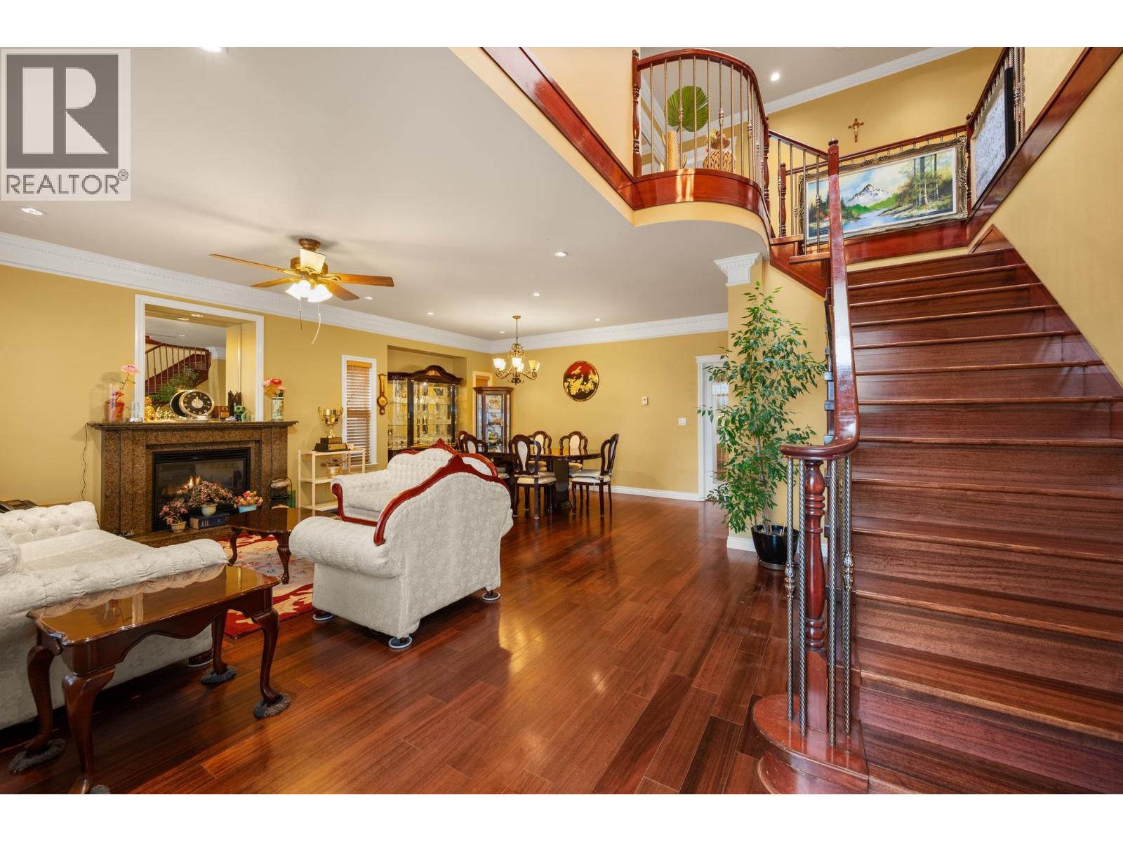 7058 PATTERSON AVENUE, Burnaby