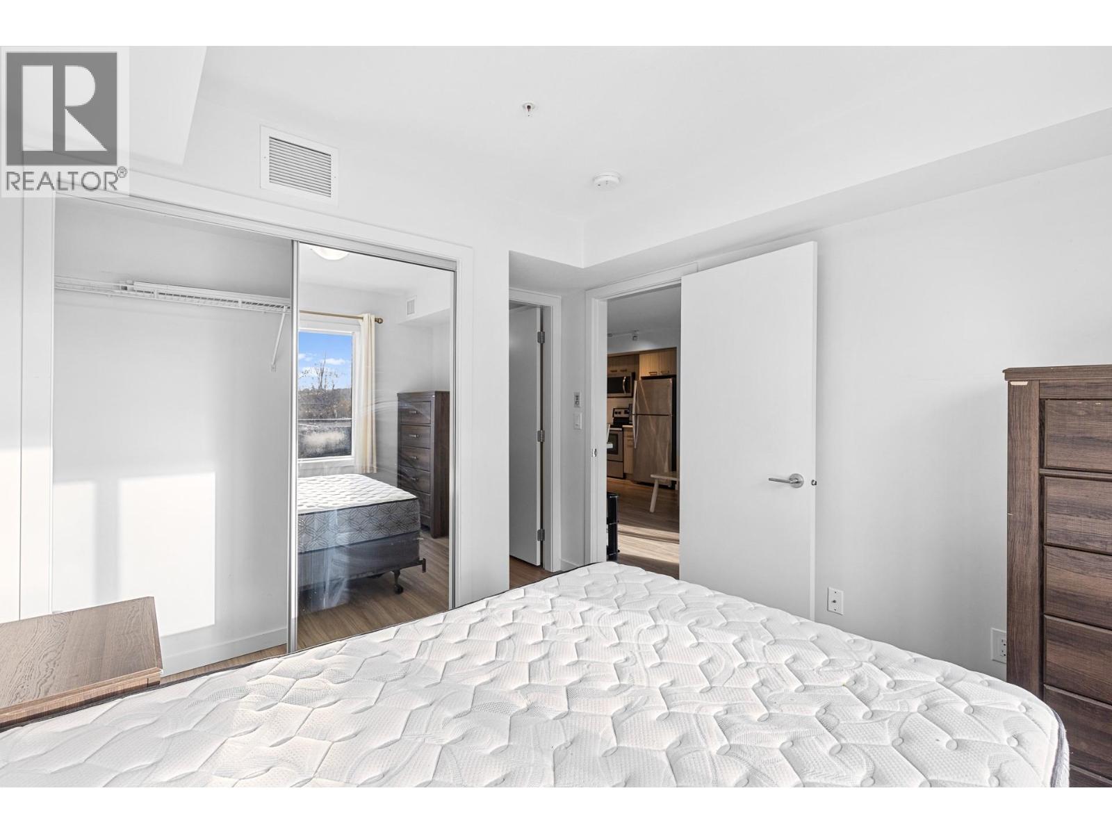 106 775 Academy Way, Kelowna