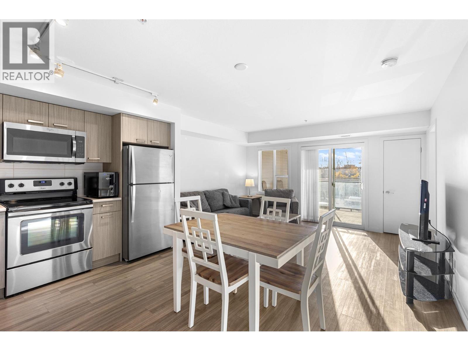 106 775 Academy Way, Kelowna