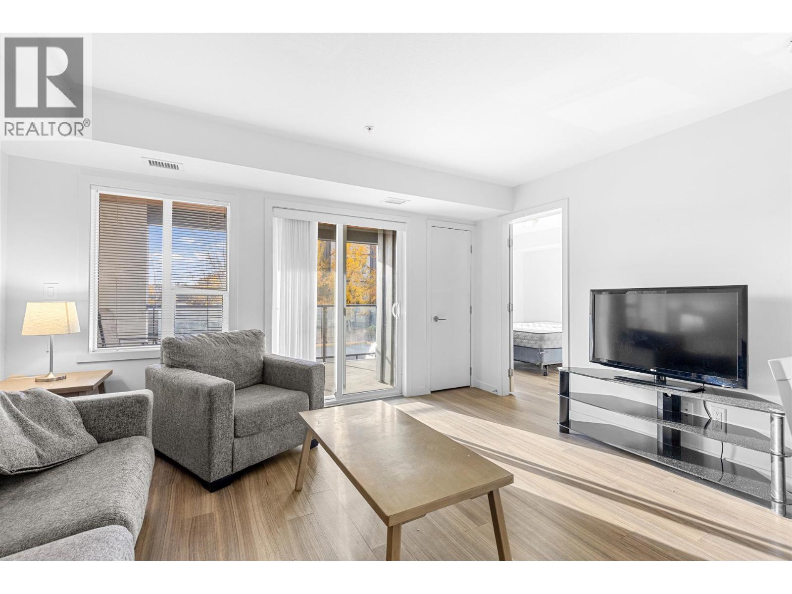 106 775 Academy Way, Kelowna