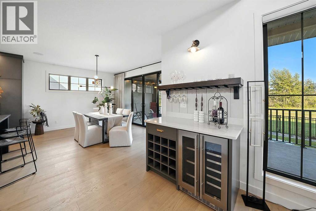 Single Family House for Sale in  Emerald Drive Evergreen Red Deer 