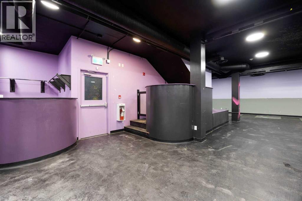 8104 Fraser Avenue, Fort McMurray