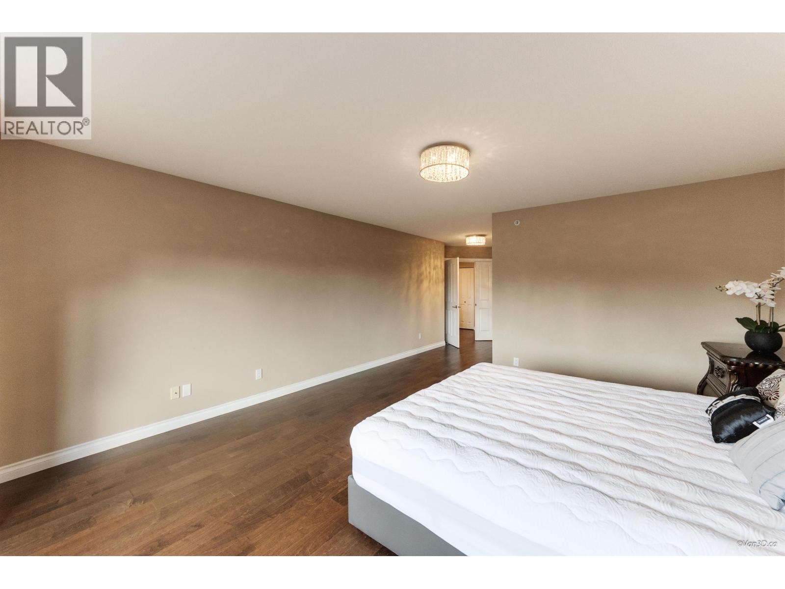 26 1705 PARKWAY BOULEVARD, Coquitlam
