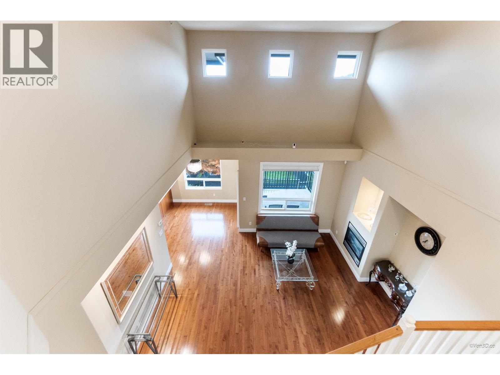 26 1705 PARKWAY BOULEVARD, Coquitlam