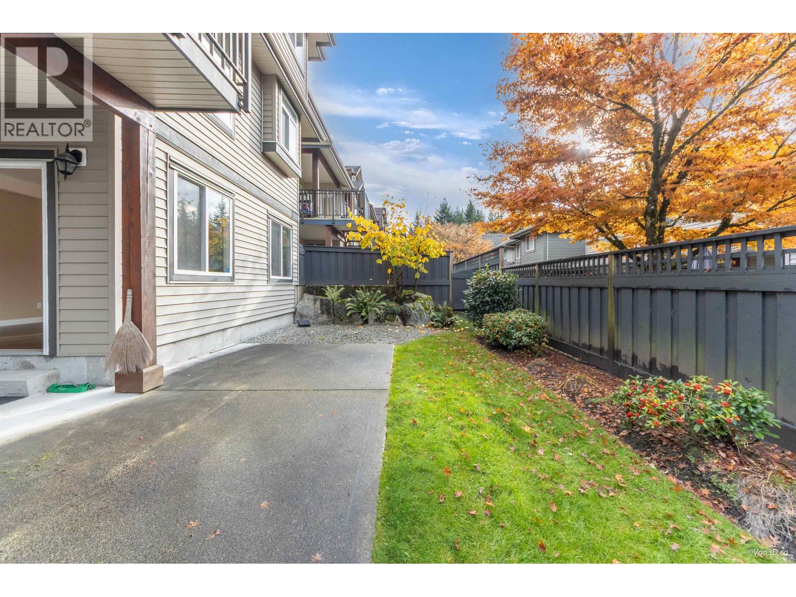 26 1705 PARKWAY BOULEVARD, Coquitlam