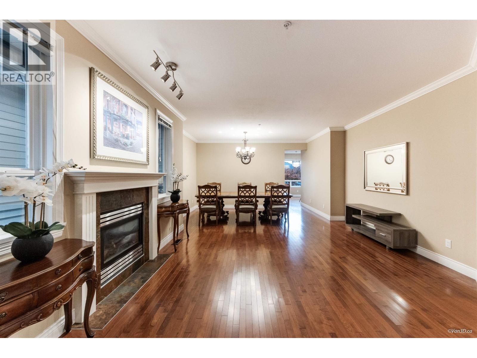 26 1705 PARKWAY BOULEVARD, Coquitlam