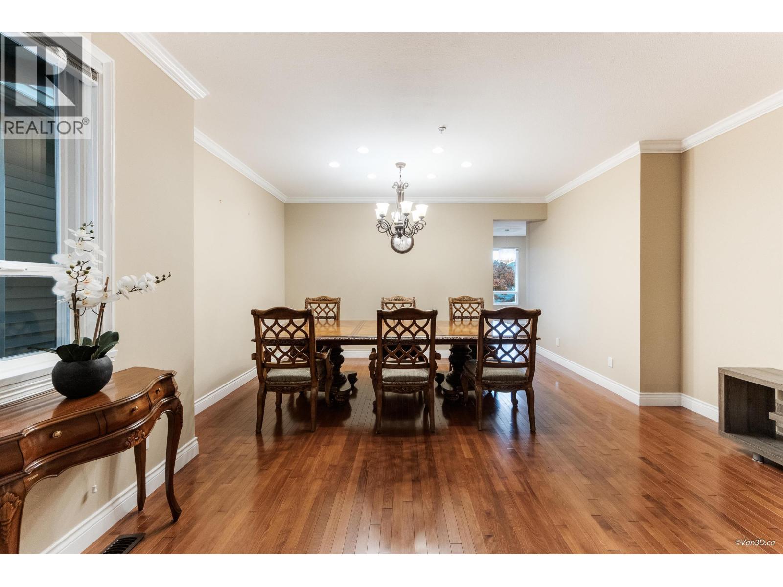 26 1705 PARKWAY BOULEVARD, Coquitlam