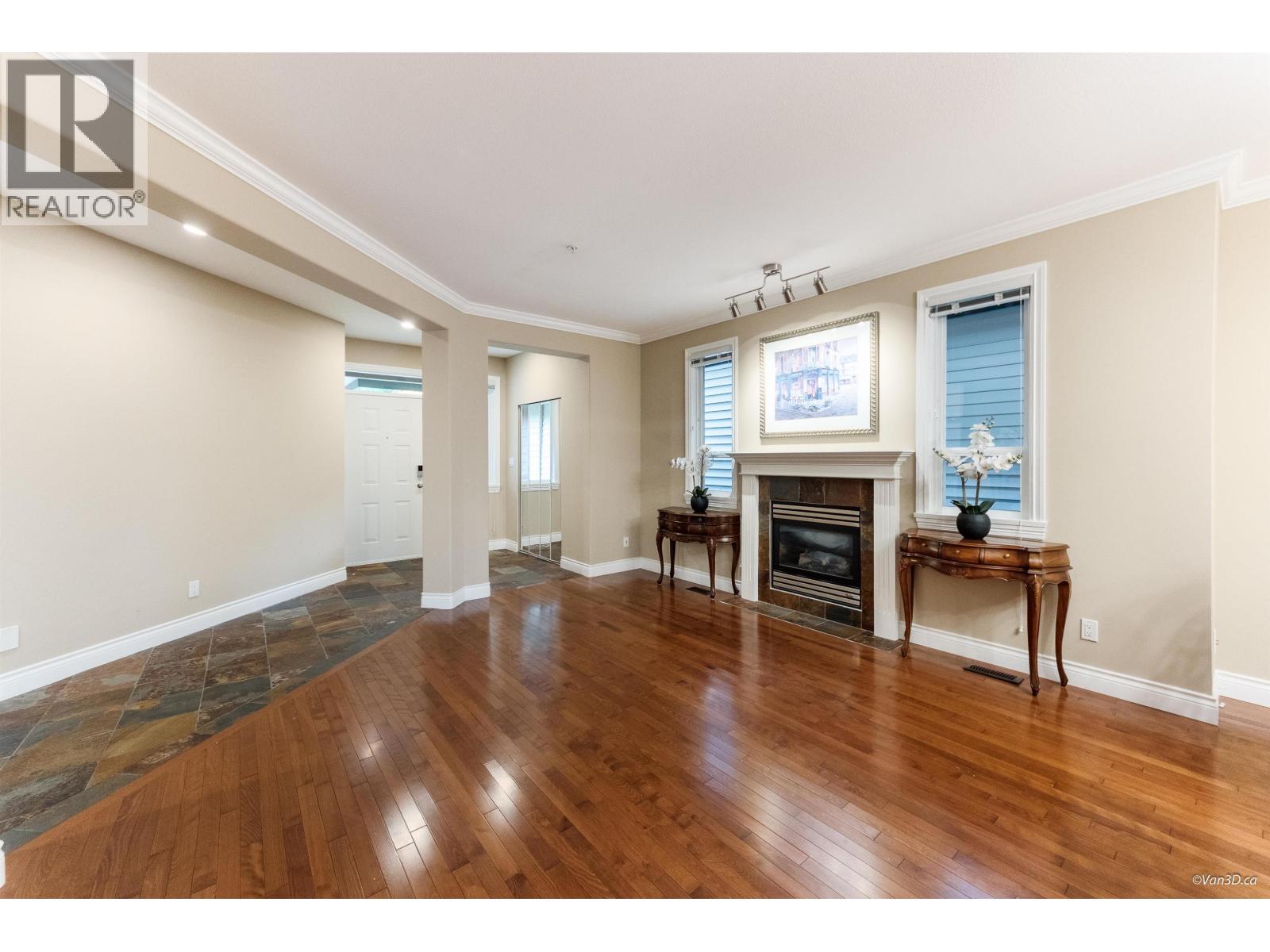 26 1705 PARKWAY BOULEVARD, Coquitlam