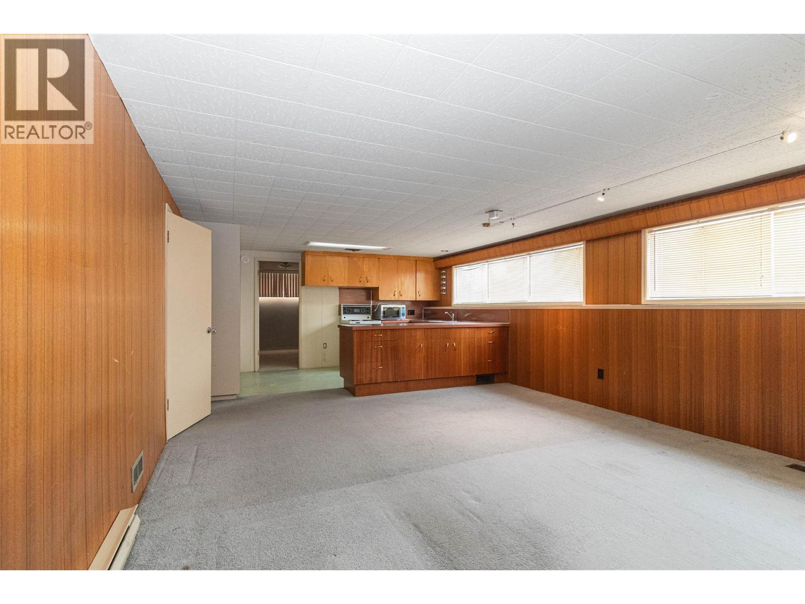  4829 Lakeshore Road, Kelowna