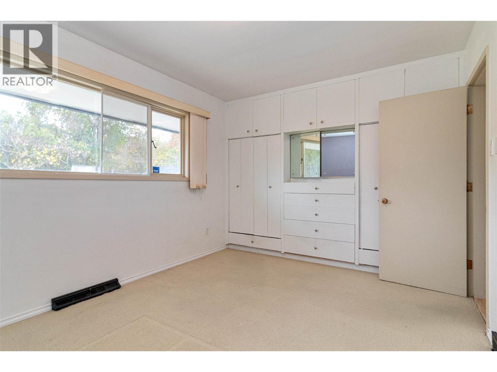  4829 Lakeshore Road, Kelowna