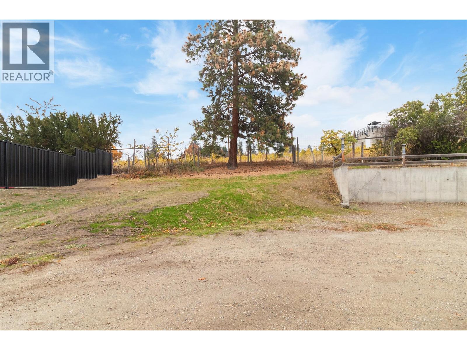  4829 Lakeshore Road, Kelowna