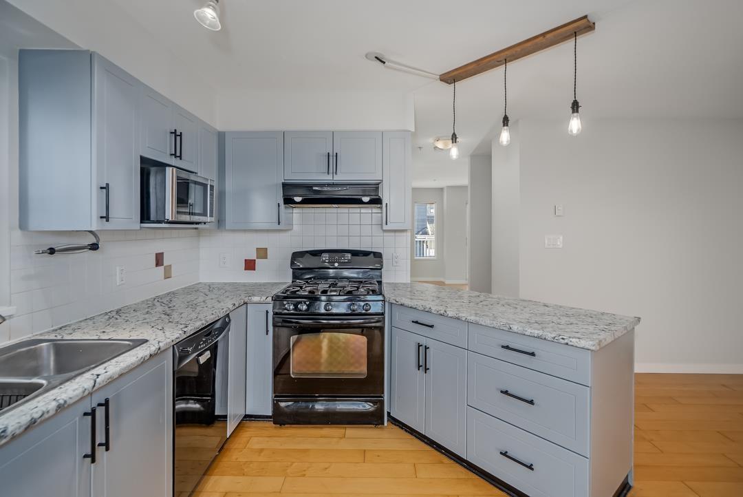 54 20760 DUNCAN WAY, Langley