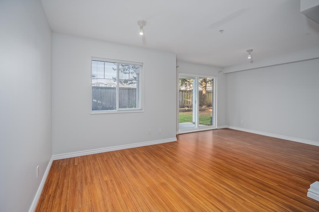 54 20760 DUNCAN WAY, Langley