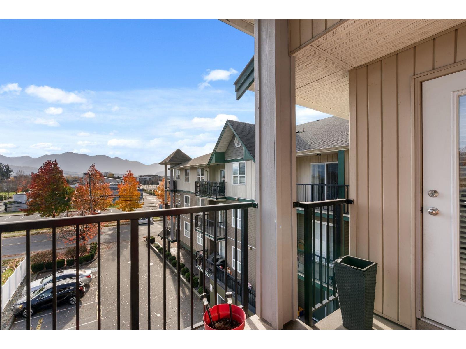 309 46053 CHILLIWACK CENTRAL ROAD, Chilliwack Proper South, Chilliwack