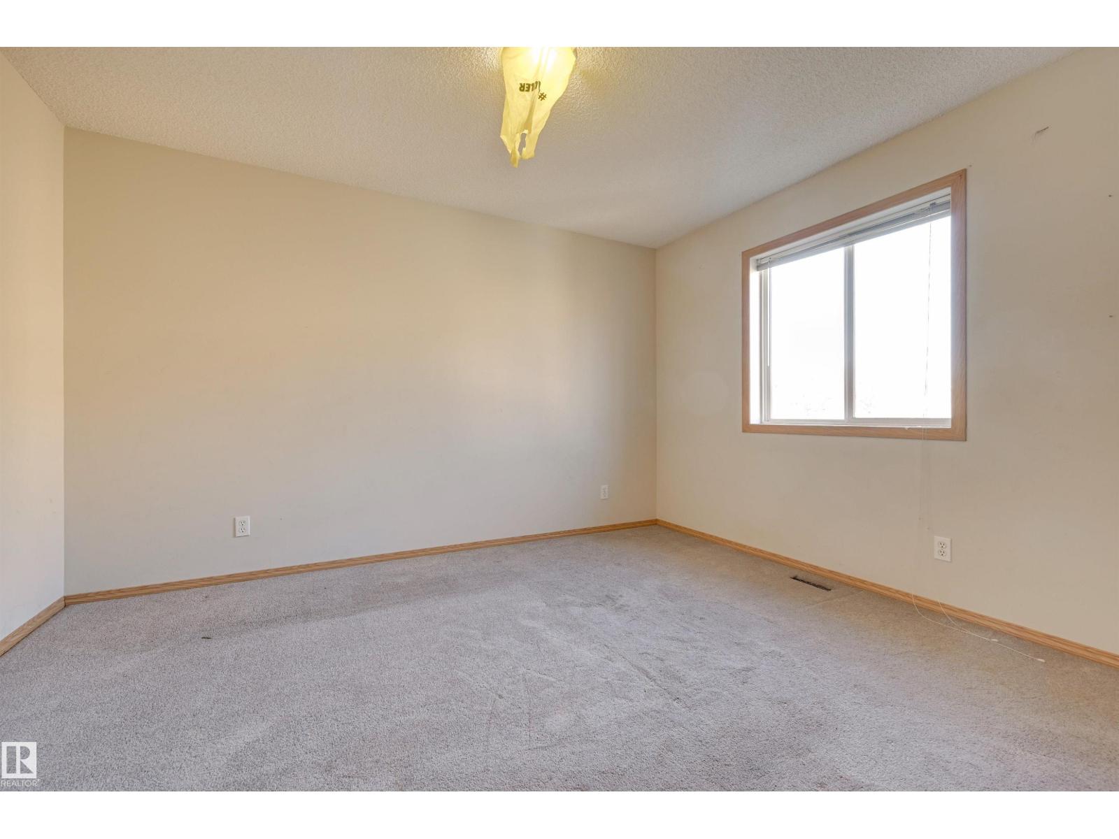 #137 10909 106 ST NW, Edmonton