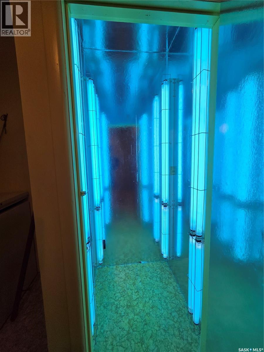 Single Family House Bungalow for Sale in  Winnie STREET Swift Current 