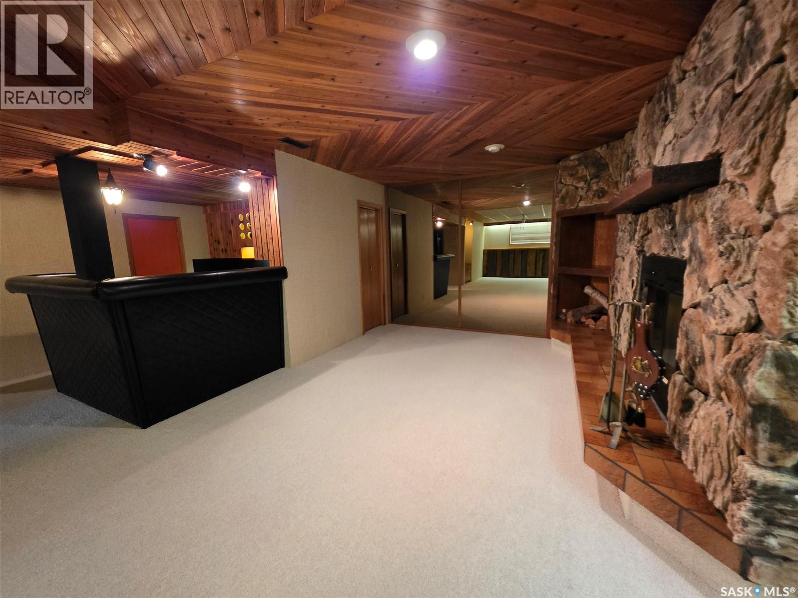 Single Family House Bungalow for Sale in  Winnie STREET Swift Current 