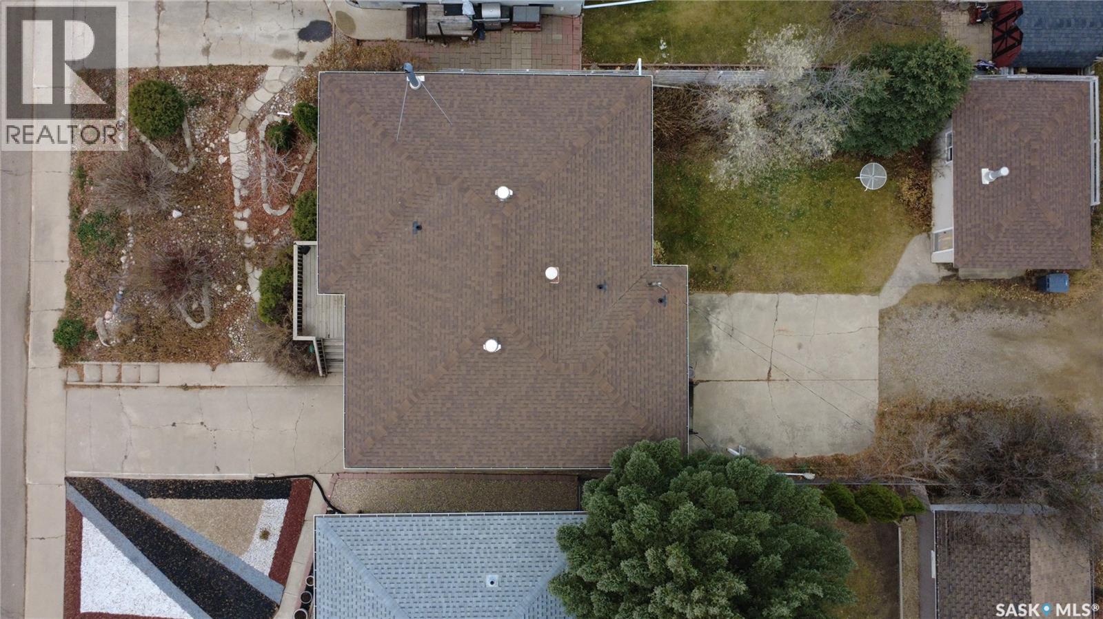 Single Family House Bungalow for Sale in  Winnie STREET Swift Current 